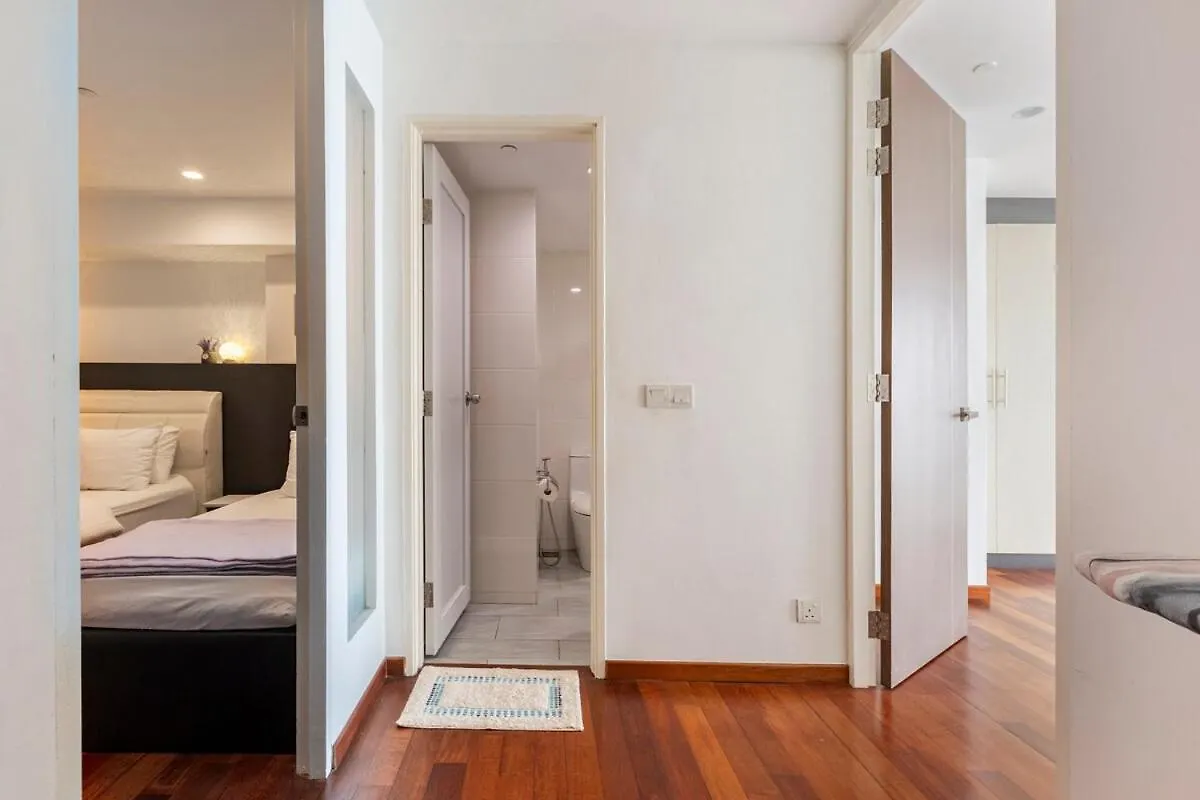 Cozy Seaview Duplex Apartment At Sunrise Gurney George Town