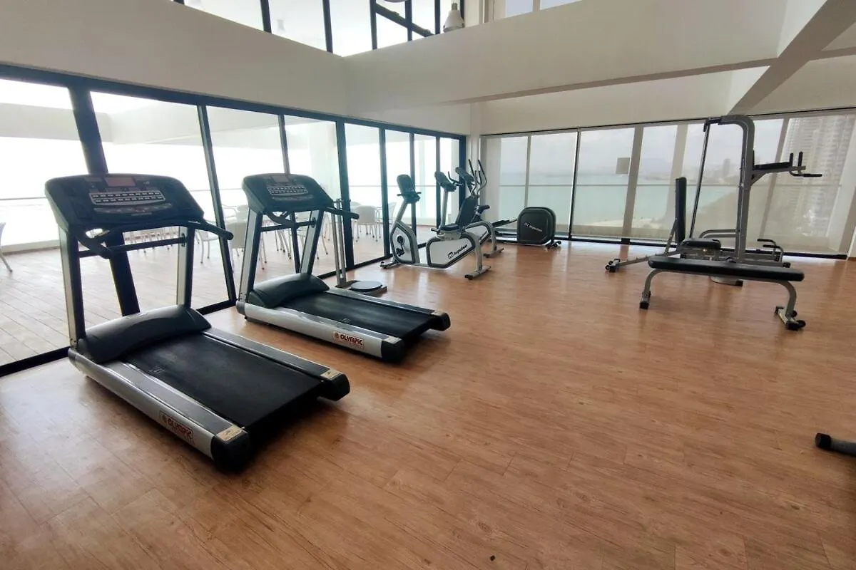 Cozy Seaview Duplex Apartment At Sunrise Gurney George Town 0*,